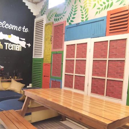 Rumah Teman Hostel Semarang Luaran gambar