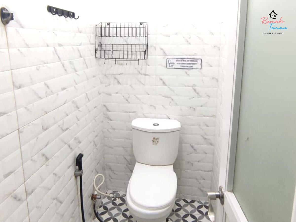 Rumah Teman Hostel Semarang Luaran gambar